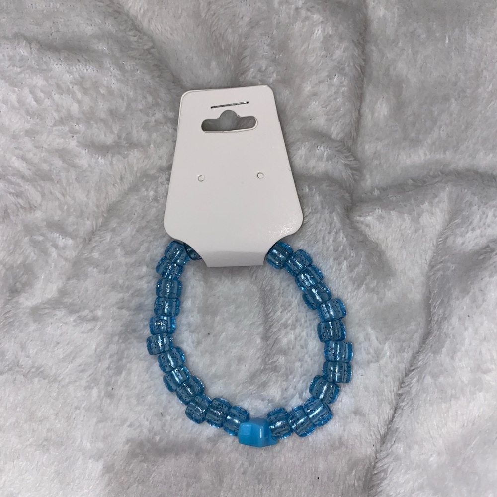 SOLD ‼️ 3 for 8$ 🪷 Blue Star Kandi Bracelet - Picture 2 of 2